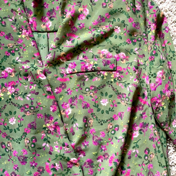 Kut From The Kloth Blouse | SMALL - Picture 3 of 4